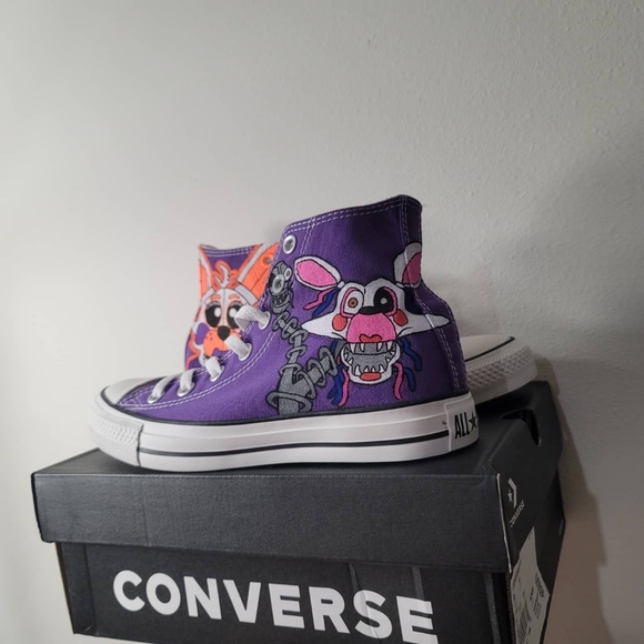 Five nights at Freddy converse - Picture 2 of 5